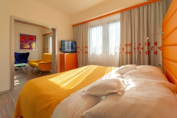 Superior Suite, City View