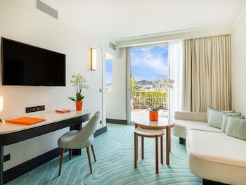 Suite, 1 Double Bed with Sofa bed, Terrace, City View