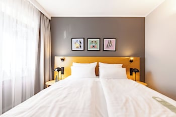 Premium Room, 1 Queen Bed