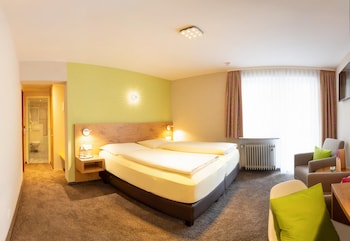 Classic Room, 1 Double Bed, Balcony