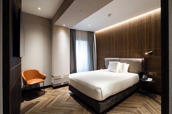 Basic Single Room