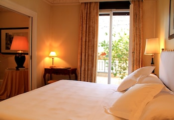 Deluxe Double Room, Balcony, City View