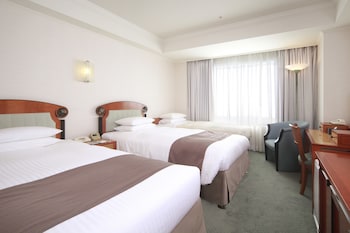 [Non-Smoking] Standard Twin Room with Extra bed (For 3 People)