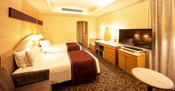 Standard Twin Room, Smoking