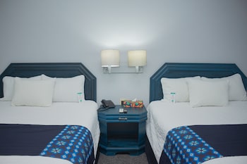 Standard Room, 2 Queen Beds