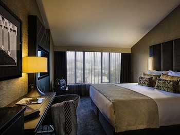 Superior Room, 1 King Bed