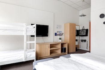 Family Room, Multiple Beds, Non Smoking