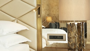 Classic Room, 1 King Bed