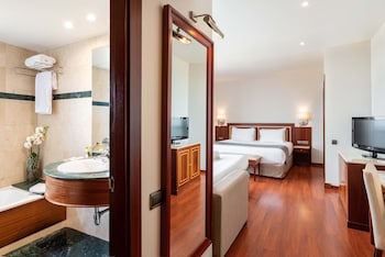 Triple Room (3 Adults)
