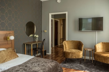 Deluxe Room, 1 King Bed, Non Smoking