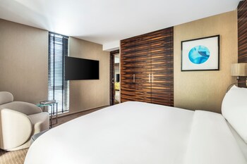 Junior Suite, 1 King Bed