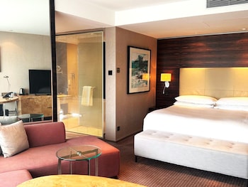 Classic Room, 1 King Bed