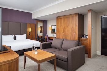 Junior Suite, 1 King Bed (Living Area)