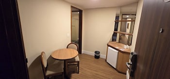Deluxe Room, 2 Double Beds