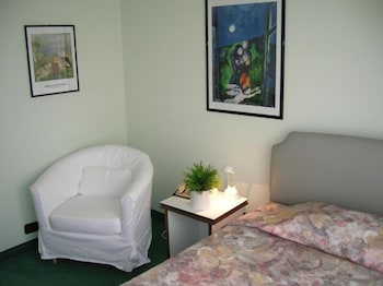 City Single Room
