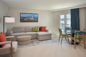 Suite, 1 Bedroom, Balcony, Bay View