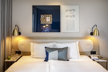 Double Room, 1 King Bed