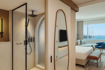 Club Room, 1 Double Bed, Balcony, Sea View