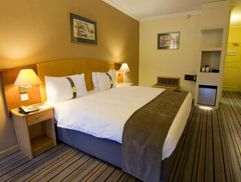 Premium Room, 1 King Bed, Smoking