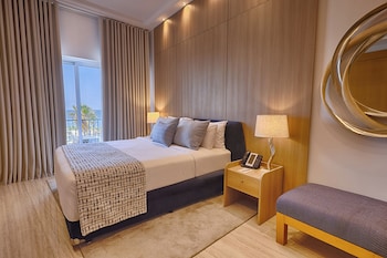 Premium Suite, 1 King Bed