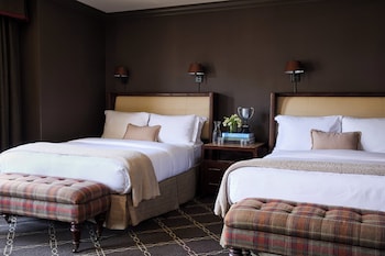 Deluxe Room, 2 Queen Beds, City View (Deluxe Double Queen)