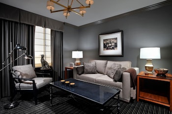 Superior Suite, 1 King Bed with Sofa bed, City View (One Bedroom Suite)