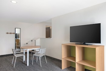 Studio Suite, 2 Queen Beds, Non Smoking