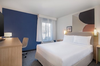Room, 1 Queen Bed, Accessible (Roll-In Shower)