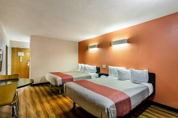 Standard Room, 2 Queen Beds, Accessible, Non Smoking