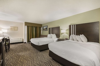 Standard Room, 2 Queen Beds, Accessible, Refrigerator & Microwave (with Sofabed)