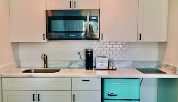 Gold Kitchenette