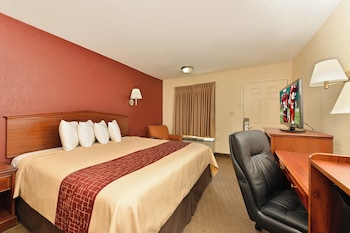 Deluxe Room, 1 King Bed, Accessible, Non Smoking