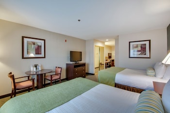 Suite, 2 Queen Beds, Non Smoking, Refrigerator & Microwave (with Sofabed)