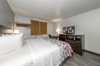 Deluxe Room, 1 King Bed, Accessible, Non Smoking