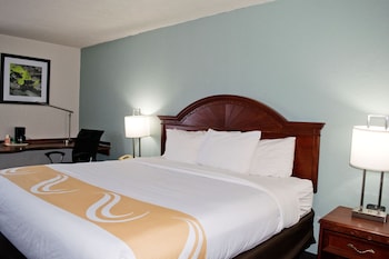 Suite, 1 King Bed, Non Smoking, Jetted Tub