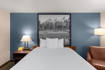 Room, 1 Queen Bed, Non Smoking