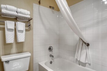 Standard Room, 2 Queen Beds, Non Smoking