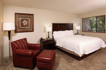 Suite, 1 King Bed, Non Smoking