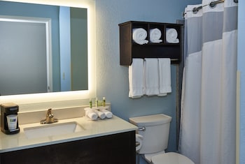 Standard Room, 2 Queen Beds, Accessible (Mobility, Access Tub)