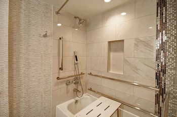 Premium Room, 2 Queen Beds, Accessible, Bathtub (Mobility & Hearing)