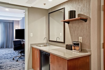 Suite, Multiple Beds, Mobility Accessible, Kitchenette