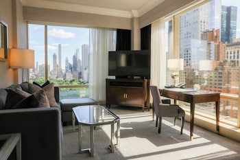 Executive City View One Bedroom Suite