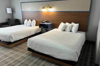 Room, 2 Queen Beds, Hearing Accessible, Non Smoking (Mobility/hearing, Roll-in Shower)
