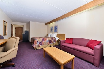 Suite, 1 King Bed, Non Smoking (Large Soaking Tub)