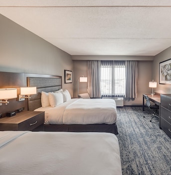 Standard Room, 2 Queen Beds, Non Smoking