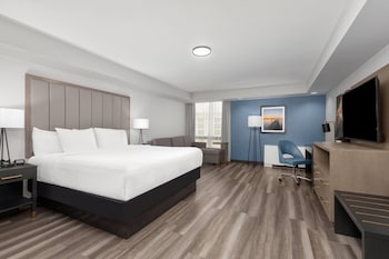 Executive Room, 1 King Bed, Non Smoking