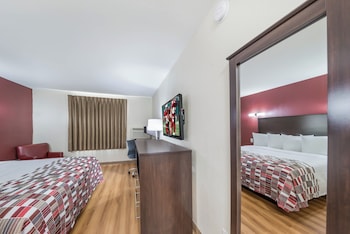 Deluxe Room, 1 King Bed, Accessible, Non Smoking