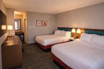 Standard Room, 2 Queen Beds, Non Smoking