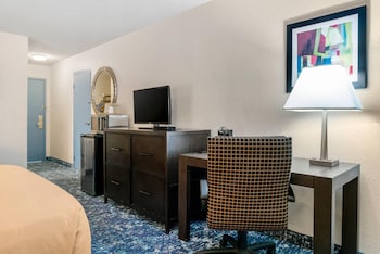 Double Room, 2 Double Beds, Non Smoking