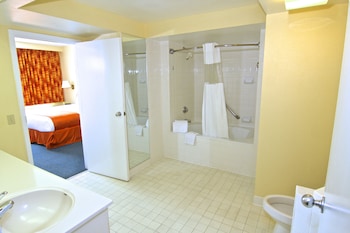Deluxe Suite, 1 King Bed with Sofa bed, Tower
